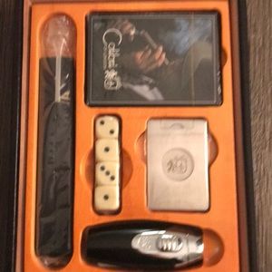 Brand New- Travel Leather Cigar Humidor/Carry Case